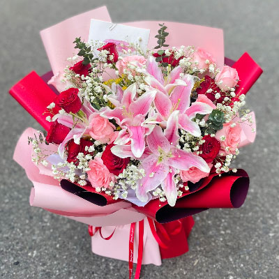 渭南22朵玫瑰混搭百合，共舞人生