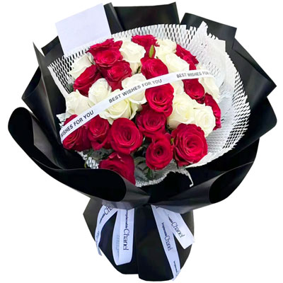 渭南28朵玫瑰花混搭，充满爱的温暖
